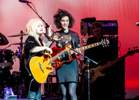 cyndi lauper home for the holidays-15