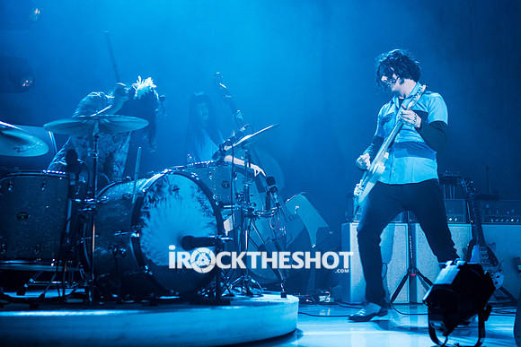 jack white at radio city music hall-14