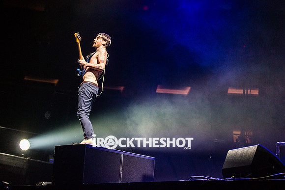 biffy-clyro-at-madison-square-garden-22