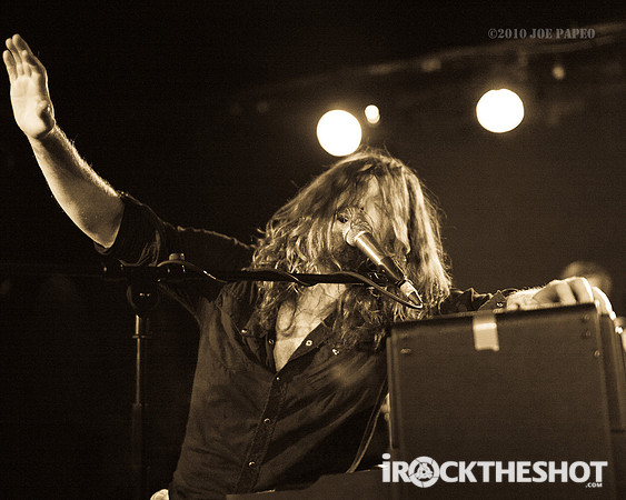 J Roddy Walston 810-2