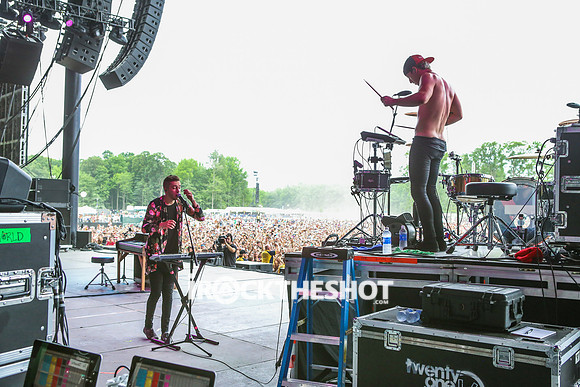 twentyone-pilots-at-firefly-festival-17