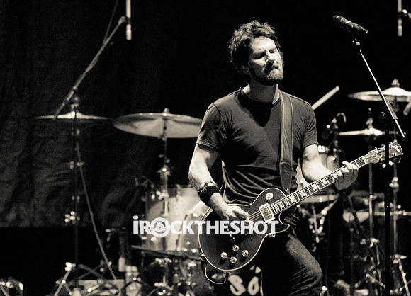 matt nathanson at the wellmont-8