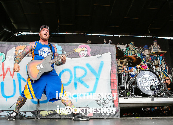new found glory at warped tour-7