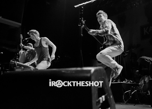 walk the moon at terminal 5-11