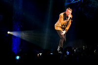 macklemore-and-ryan-lewis-at-the-theater-at-madison-square-garden-5